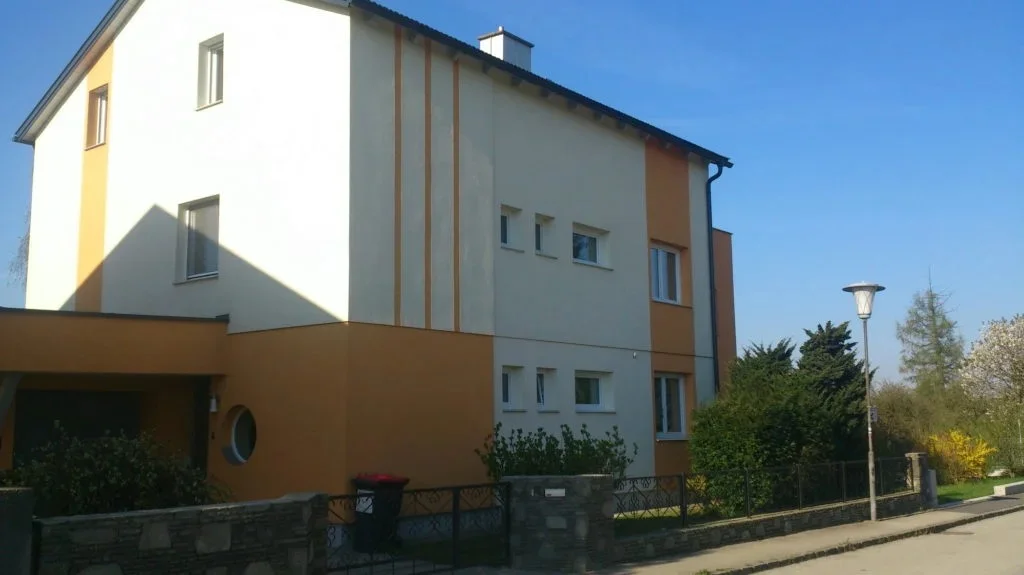 Fassadengliederung & Farbdynamik — Malerei Fürlinger