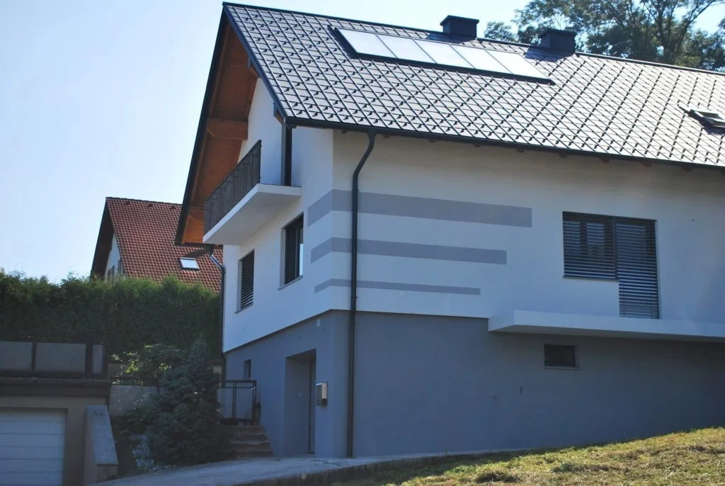Giebelseite & Balkonholzschutz — Malerei Fürlinger